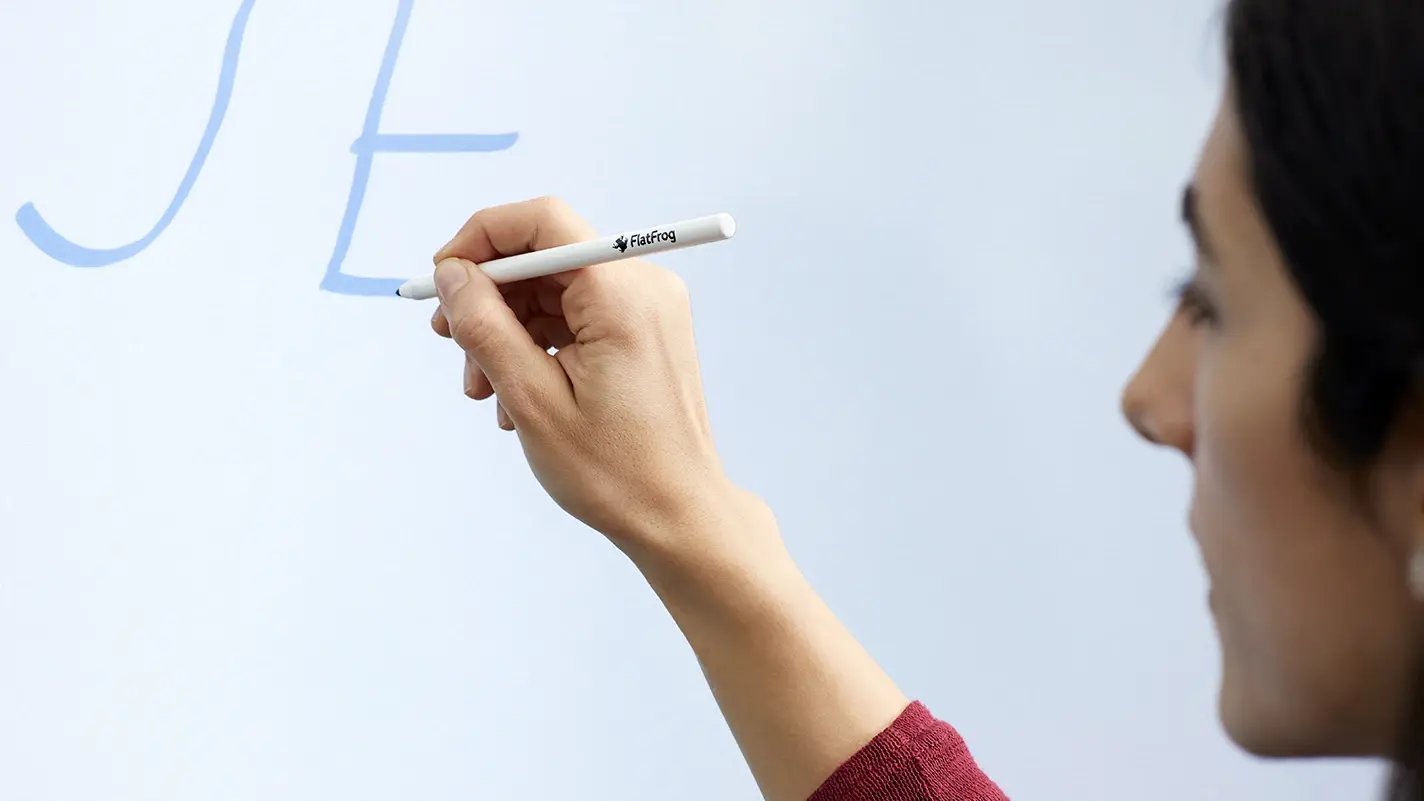 Writing_Touchscreen_Pen_16-9_FLATFROG20116